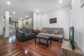 Bright Central Darlinghurst